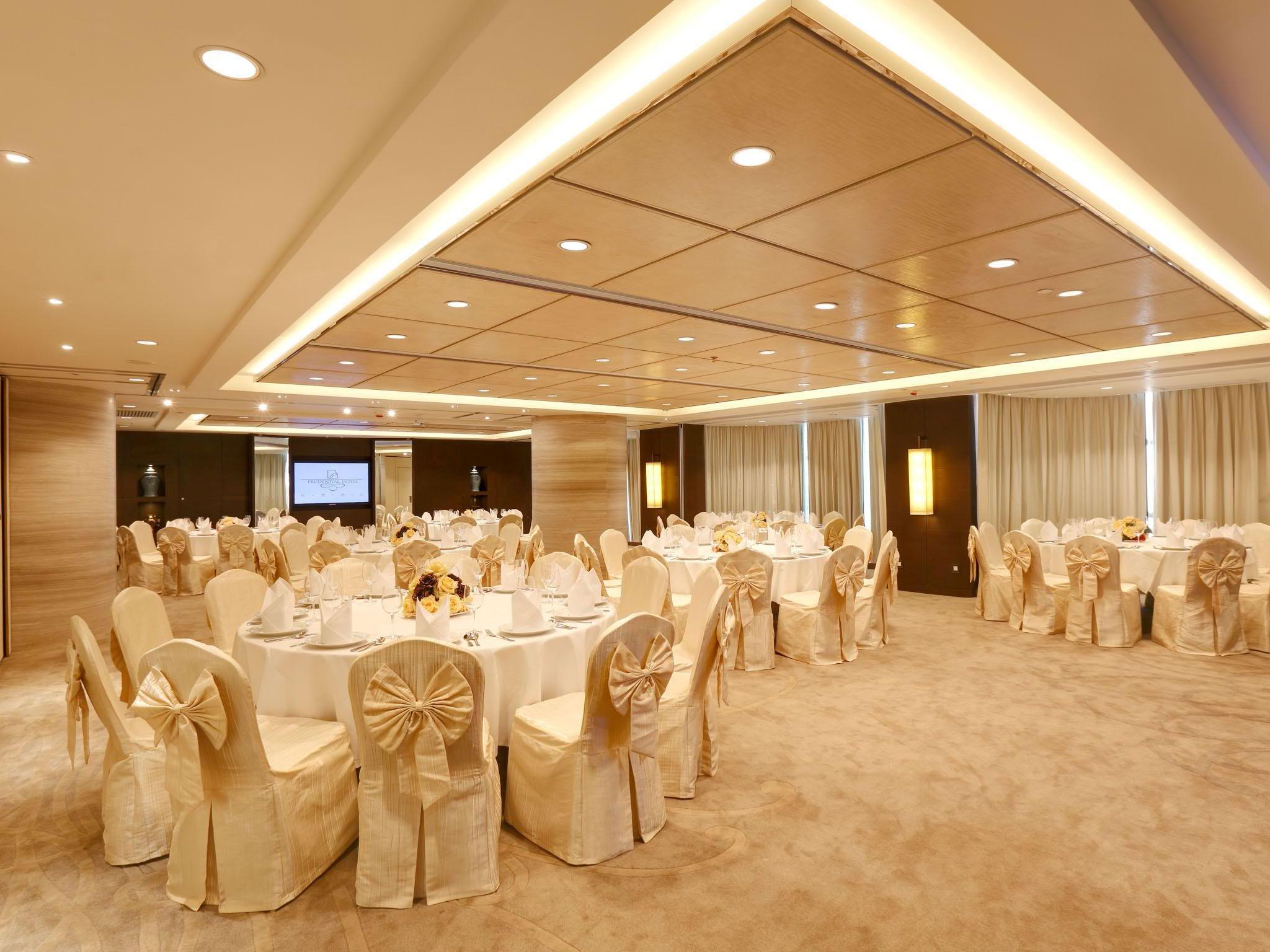 Prudential Hotel Хонконг Екстериор снимка